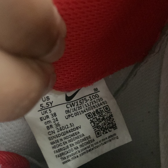 Nike Air Force 1 Low - Picture 6 of 7